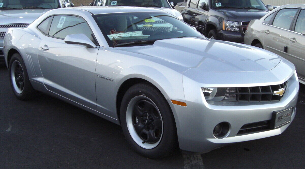 GM WA636R Switchblade Silver Basecoat Clearcoat Quart Complete