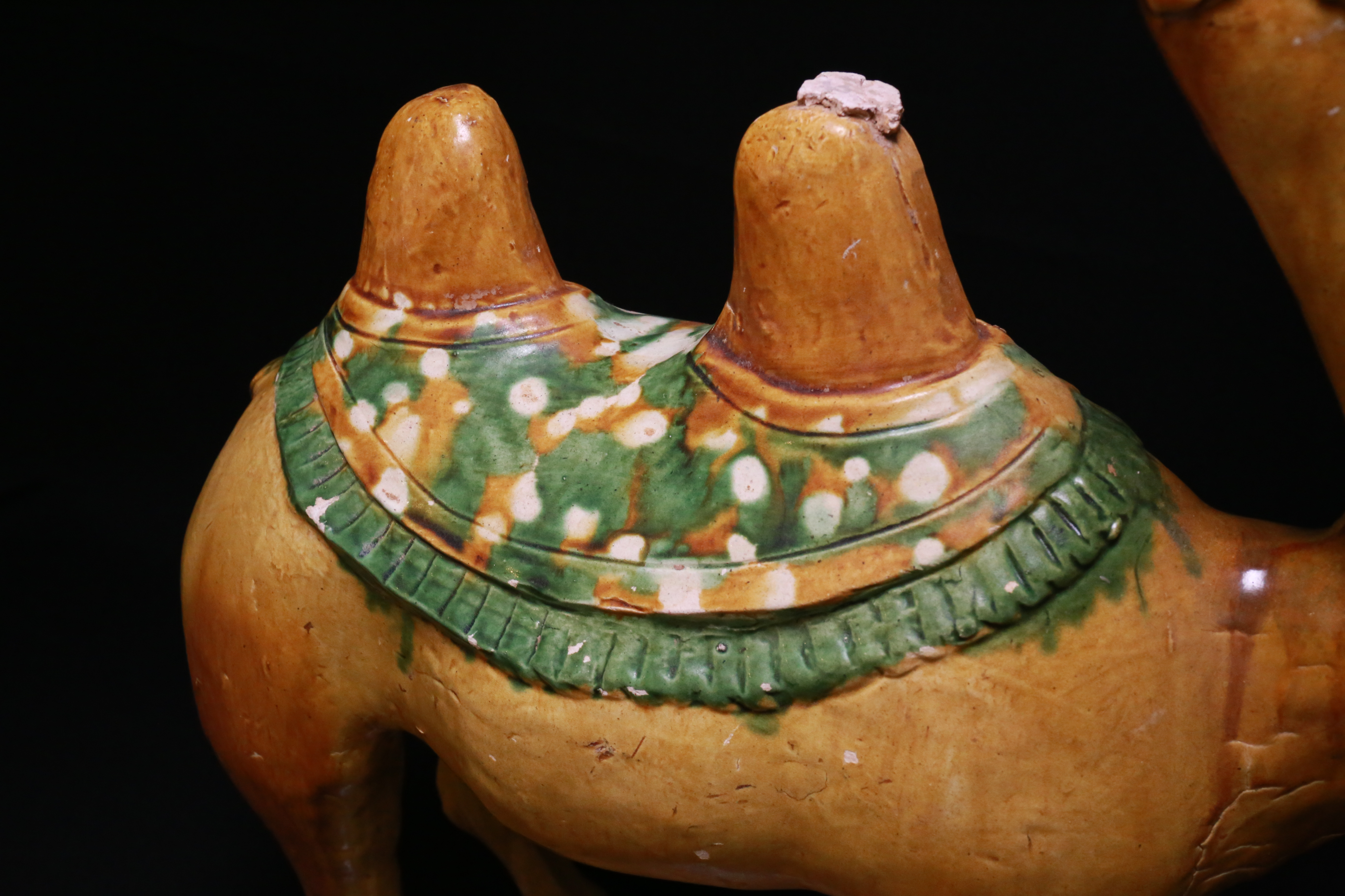 唐三彩駱駝俑 – あたか美術 ATAKA Art Gallery