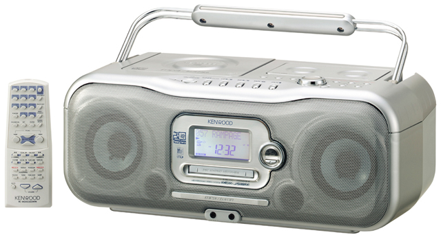 ケンウッド、世界初のMP3/WMAが再生できるMDラジカセ