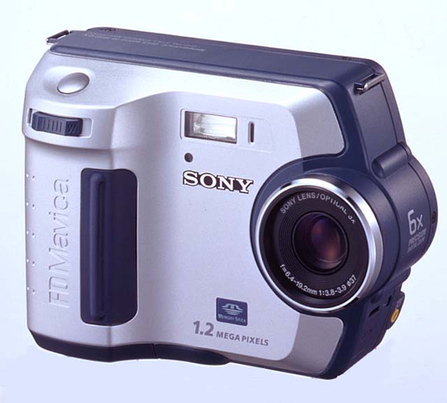 ソニー、デジタルカメラ「FD Mavica」の新モデル