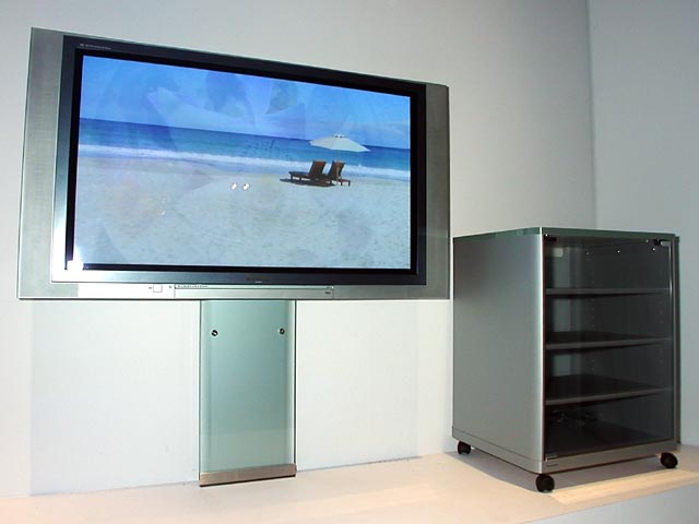 松下、地上波EPG搭載の42V/37Vチューナ内蔵プラズマテレビ