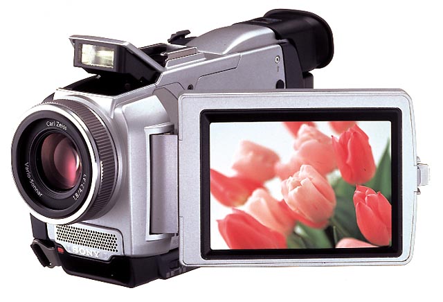 ソニー、BluetoothやUSB接続対応のDVカメラ3機種