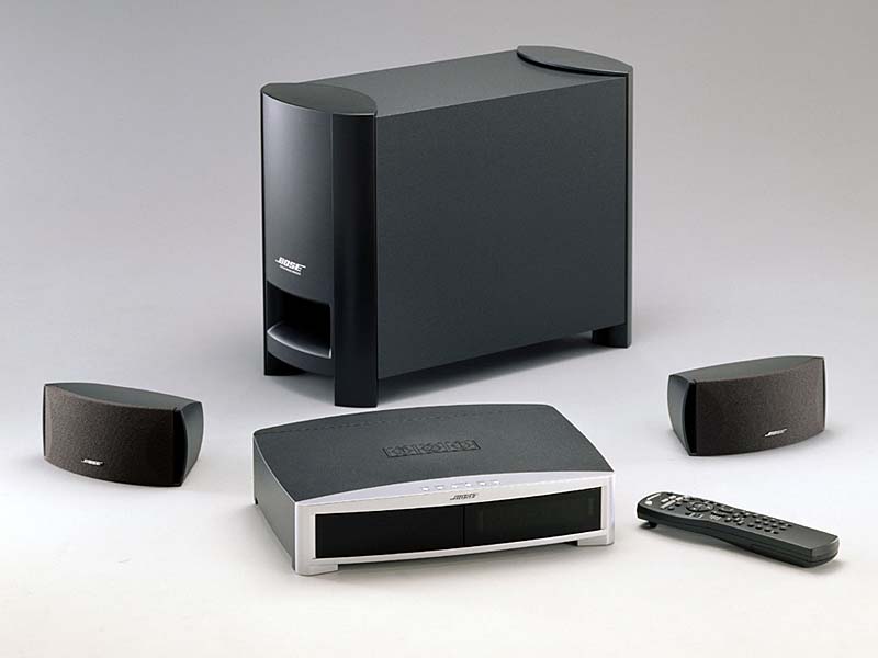 ボーズ、センターユニットを薄型化した「3・2・1」新モデル