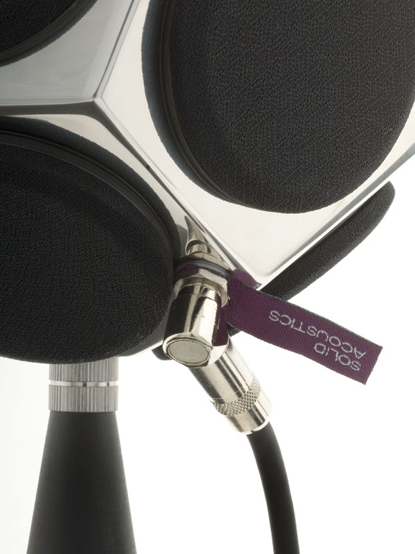 ソリッド、正12面体スピーカーの2.1chシステム