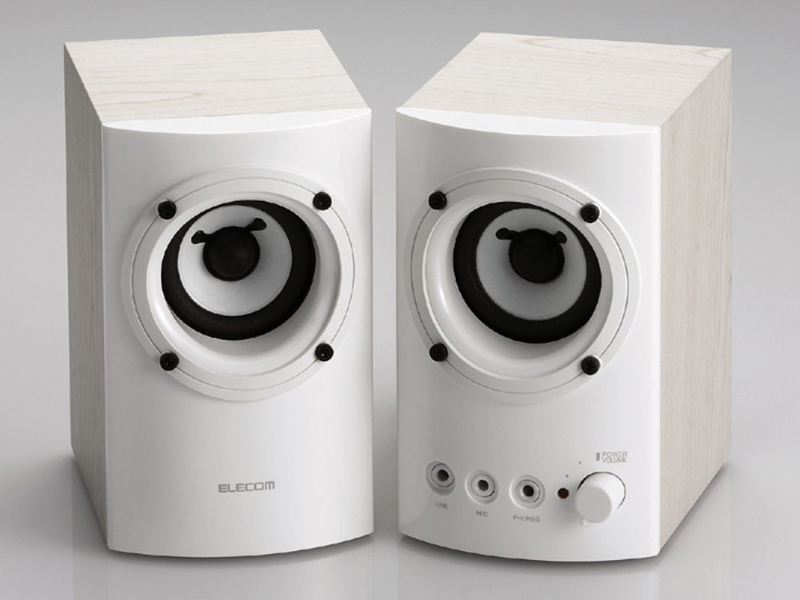 エレコム、木製エンクロージャの2chアクティブスピーカー
