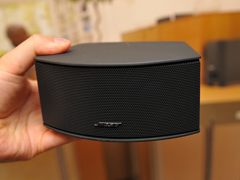 ボーズ、1080pアプコン対応のシアターシステム「3・2・1」