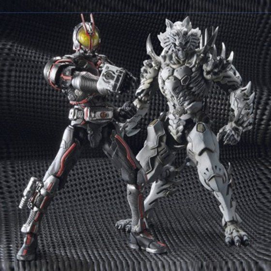 バンダイ 商品・サービスサイト | S.I.C. VOL.28 仮面ライダーファイズ