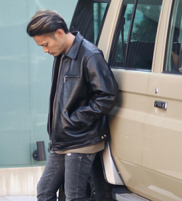 Schott/ショット】LEATHER TRACKER JACKETのサイズ感・着用レビュー