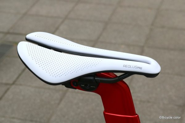 BONTRAGER(ボントレガー)より、エアロロードバイクに最適！AEOLUS