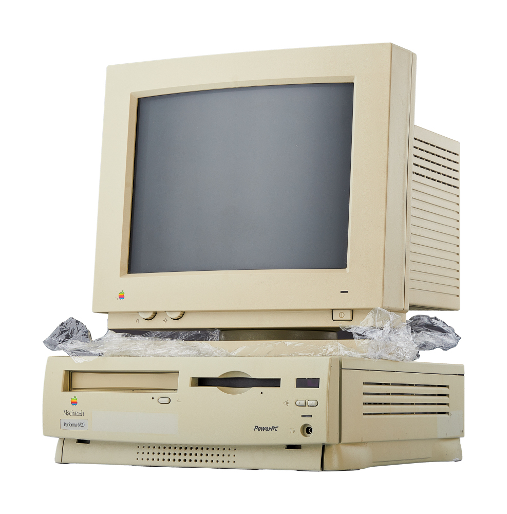 APPLE: 1995 MACINTOSH PERFORMA 6320 COMPUTER