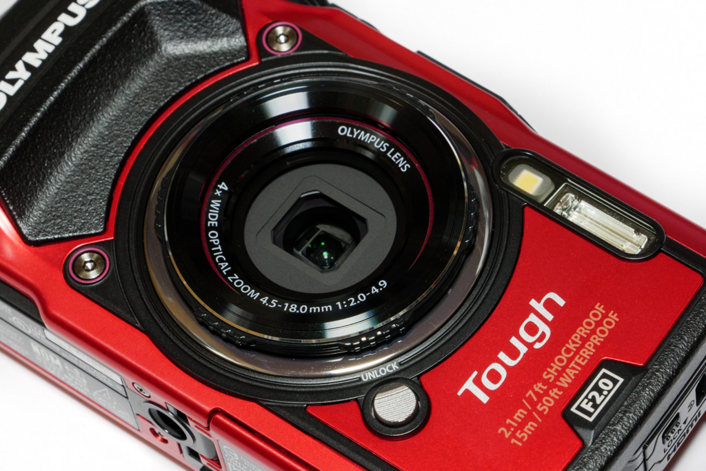 RAW記録ができてGPSが使いやすい防水コンパクトカメラ：OLYMPUS TG-5を