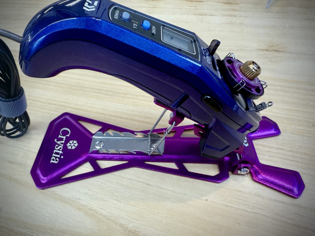 DAIWA 進化したワカサギ釣り電動リール入荷！ - 道東の釣りならブルー