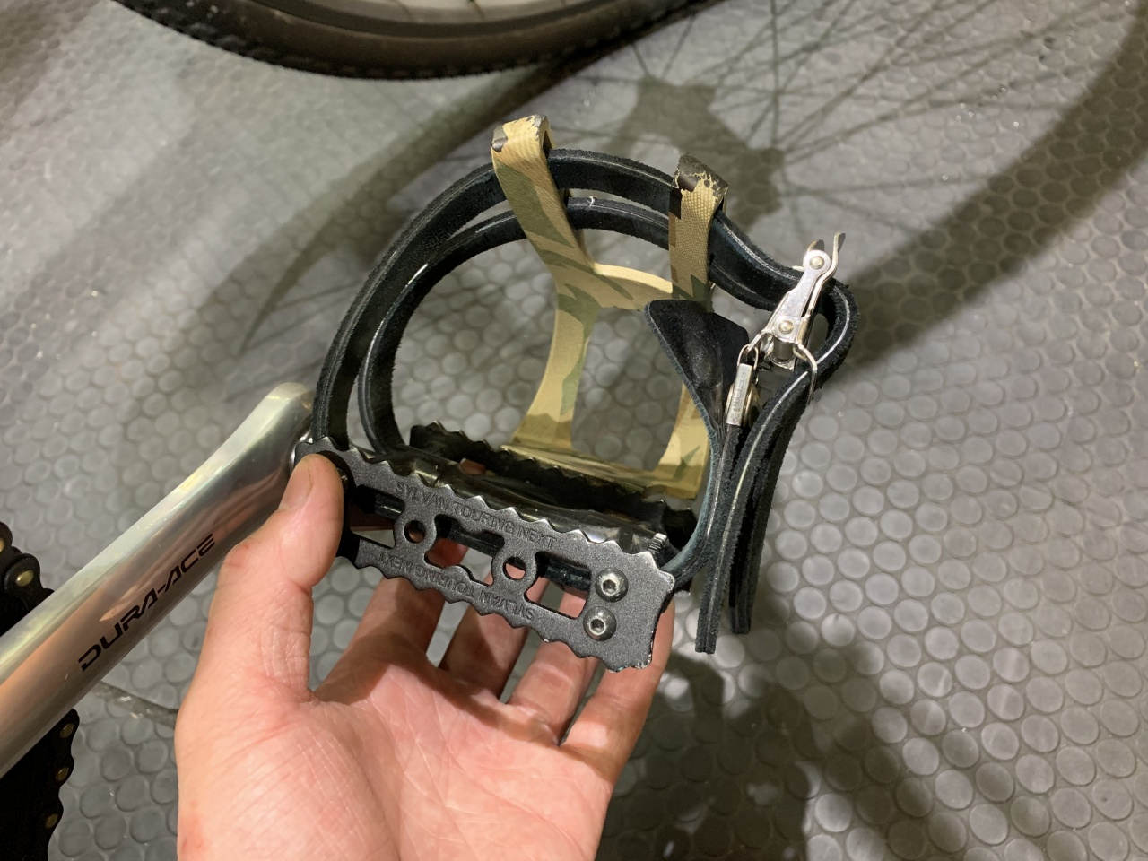 MASH* nylon double toe clips (black drip camo) - BLUE LUG ONLINE STORE