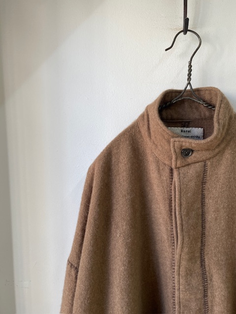 kaval / blanket stitched stand collar coat 