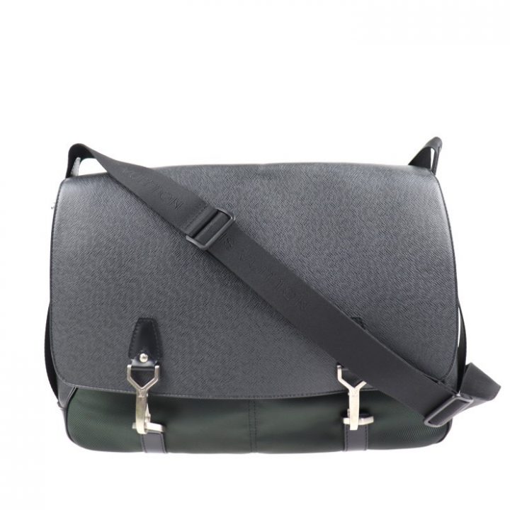 心斎橋店にてルイヴィトン タイガ デルスー M30162を買取させて頂き