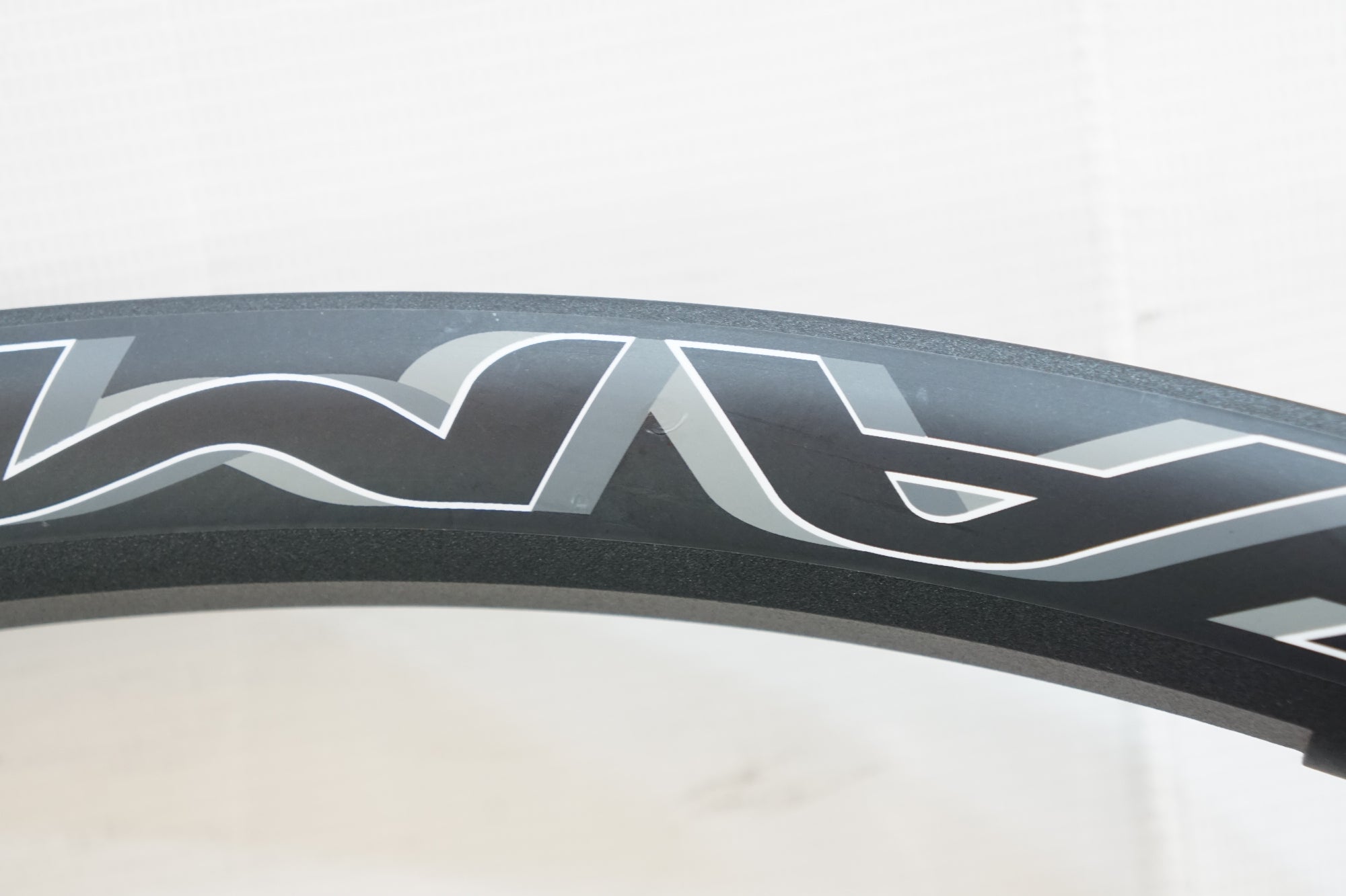 CAMPAGNOLO 「カンパニョーロ」 ZONDA DB シマノ11速 ホールセット