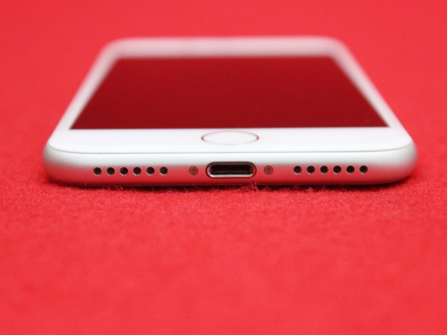 iPhone 8 64GB シルバー｜テルワールド（中古美品ビジネスフォン販売店）