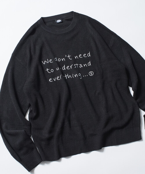 セール】限定展開 リラックスフィット レタード刺繍 クルーネック