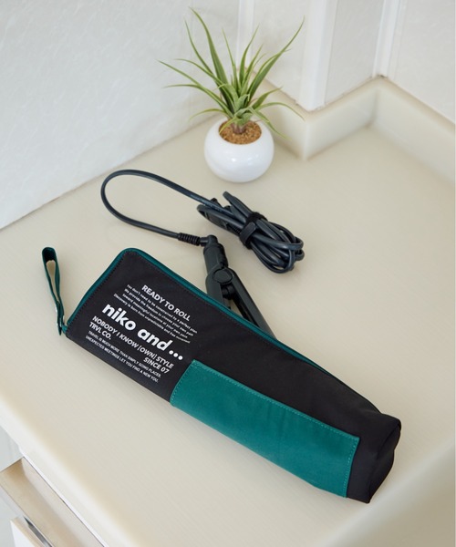 ニコロゴヘアアイロンポーチ（トラベルグッズ）｜niko and