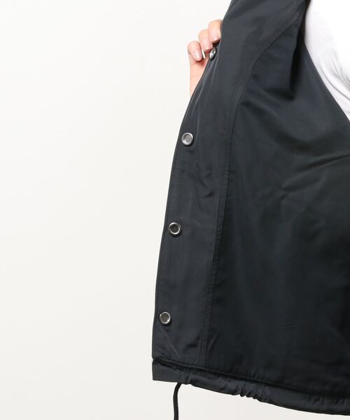 adidas（アディダス）の「Always Original ウインドブレーカー