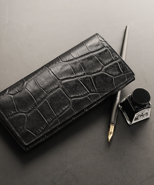 クロコダイル型押しレザー 長財布（財布）｜Mia Borsa（ミアボルサ）の