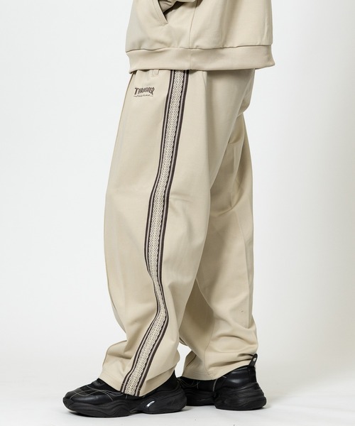 3】〔THRASHER/スラッシャー〕サイドライン ワイドトラックパンツ