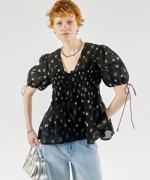 MAISON SPECIAL（メゾンスペシャル）の「Flower Jacquard 2way Puff