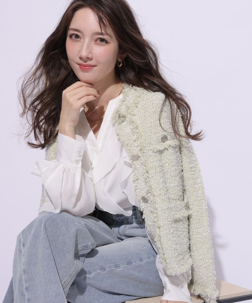 Apuweiser-riche（アプワイザーリッシェ）の「フリンジツイードニット