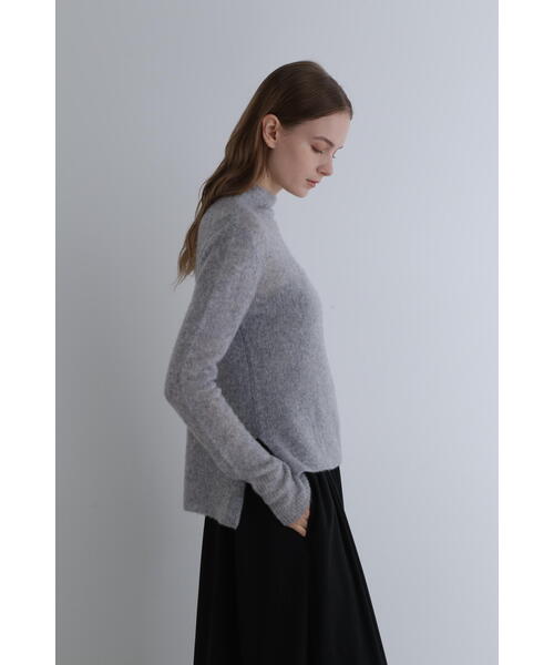 LE PHIL（ルフィル）の「カシミアシルクシアーハイネックニット