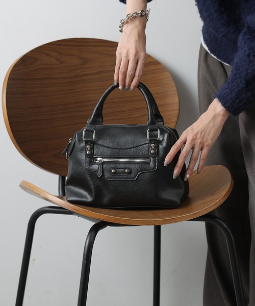 COLONY 2139（コロニートゥーワンスリーナイン）の「スタッズボストン