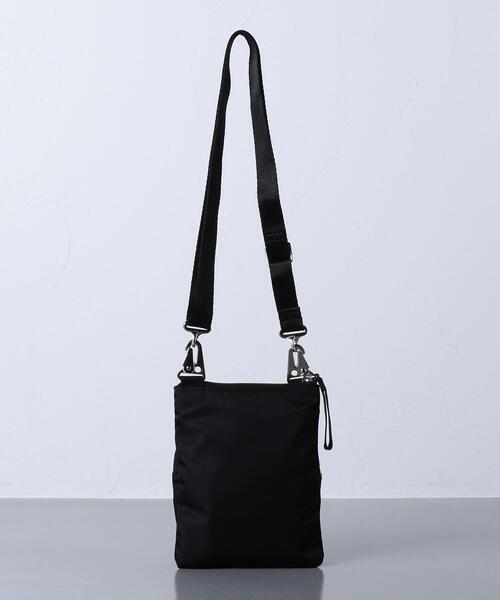 UNDERCOVER（アンダーカバー）の「＜UNDERCOVER（アンダーカバー