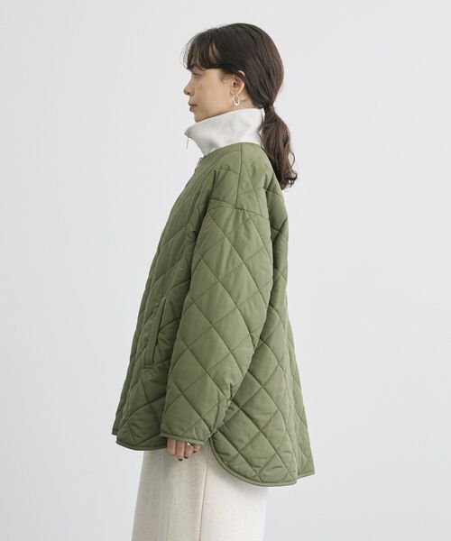 軽ポカリバーシブルキルティングコート（ノーカラージャケット