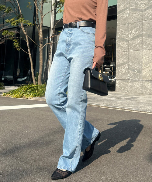 セミフレアデニムパンツ（デニムパンツ）｜Chez toi（シェトワ）の