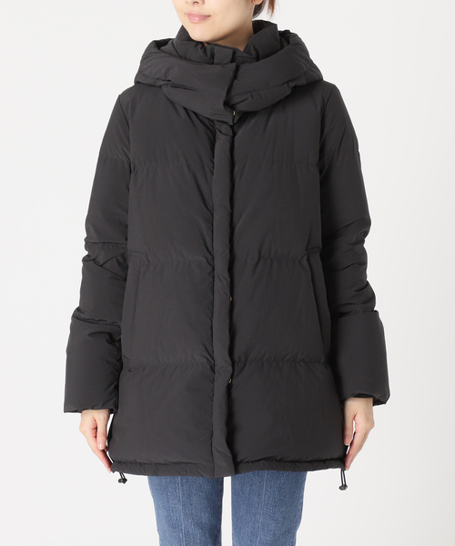 IENA（イエナ）の「リサイクルダウンショートコート（ダウンジャケット