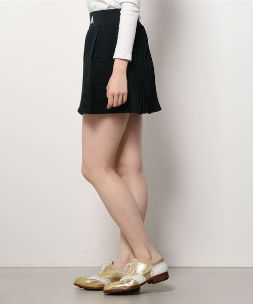 adidas（アディダス）の「プライムニット プリーツスカート【adidas