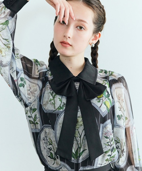 フラワーフレームプリントブラウス（シャツ/ブラウス）｜Audie a Muses