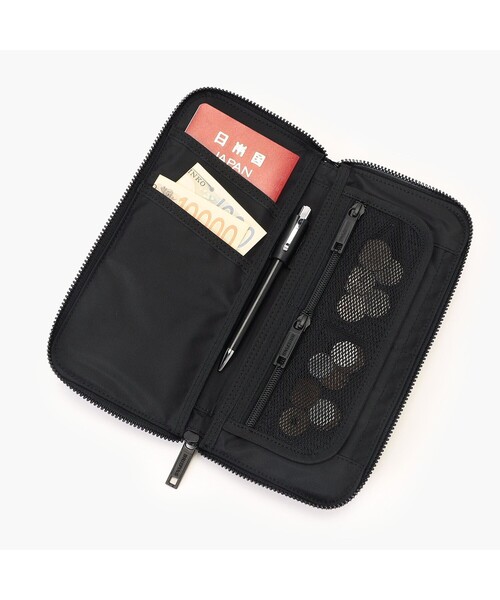 BRIEFING／ブリーフィング】BLK SLIM TRAVEL CASE（パスポートケース