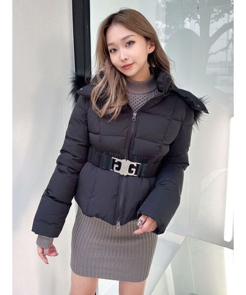 GYDA（ジェイダ）の「SymmetryGYDAベルト付きショートダウンコート