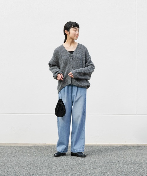 かぐれ（カグレ）の「フェードデニムイージーパンツ（デニムパンツ