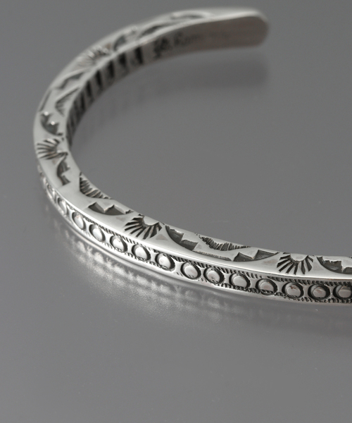 セール】【KEVIN RAMONE/ケビン・ラモーン】スクエア バングル “ナバホ