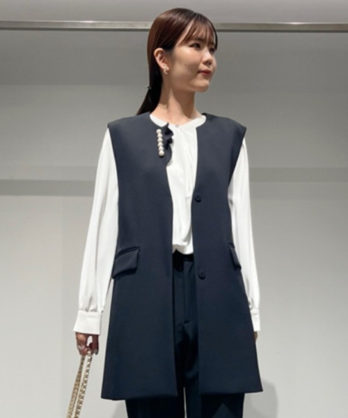 CELFORD（セルフォード）の「フリルパールネックロングジレ（ベスト