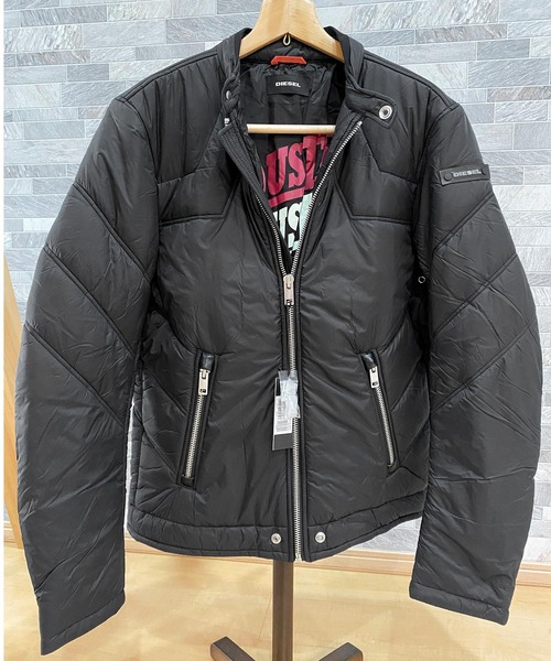 DIESEL（ディーゼル）の「ライトナイロン 中綿入り ライダース