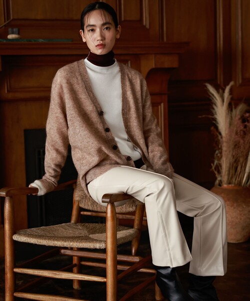 LOVELESS（ラブレス）の「バイカラーレイヤードタートルニット（ニット