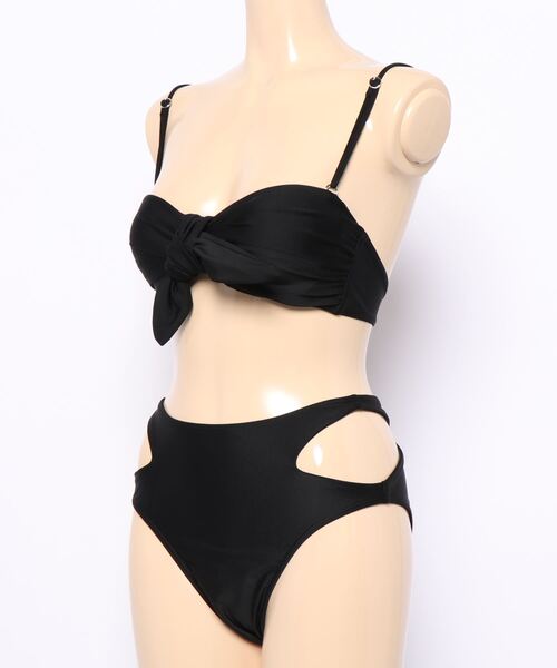 To the sea（トゥーザシー）の「Vカットワンピーススイムウェア（水着