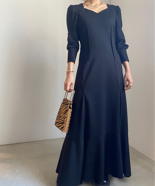 Ameri（アメリ）の「PENTAGON NECK FOLD HEM DRESS（ワンピース）」 - WEAR