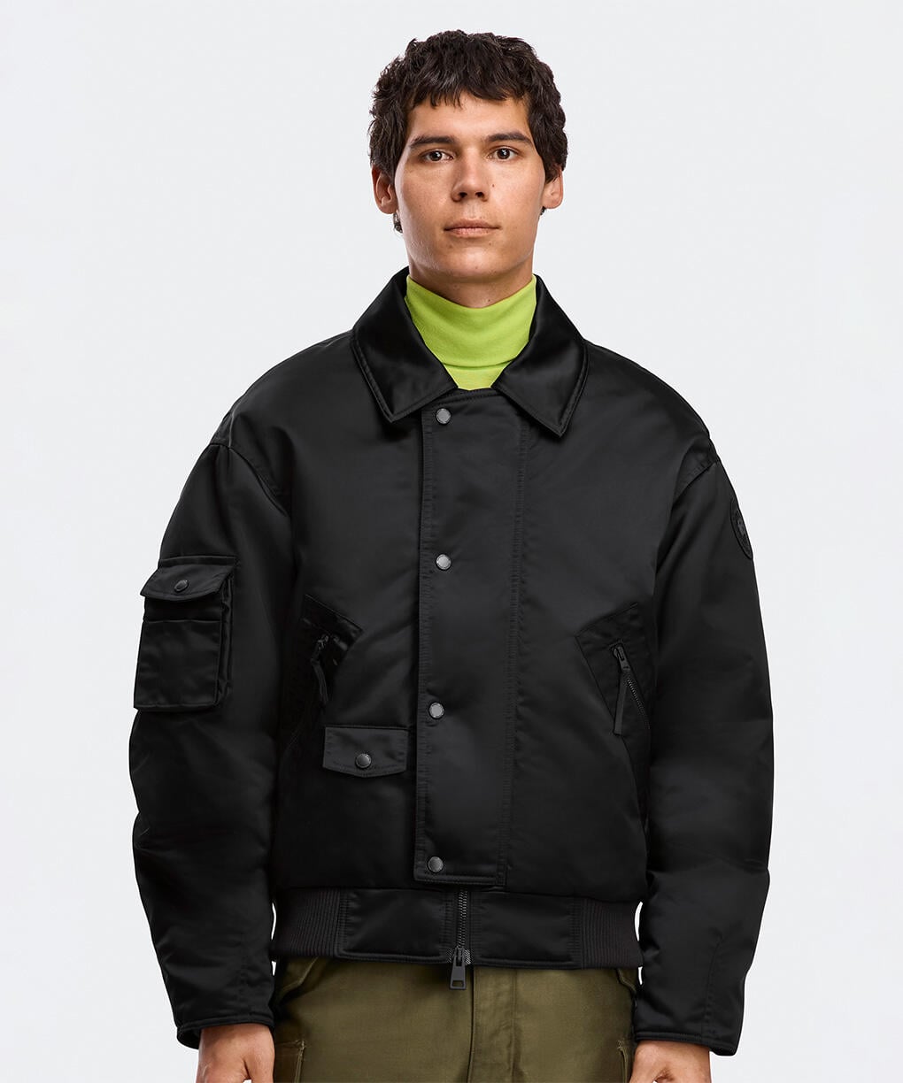 セガン アビエーター ボンバー(4882MT)｜カナダグース (CANADA GOOSE