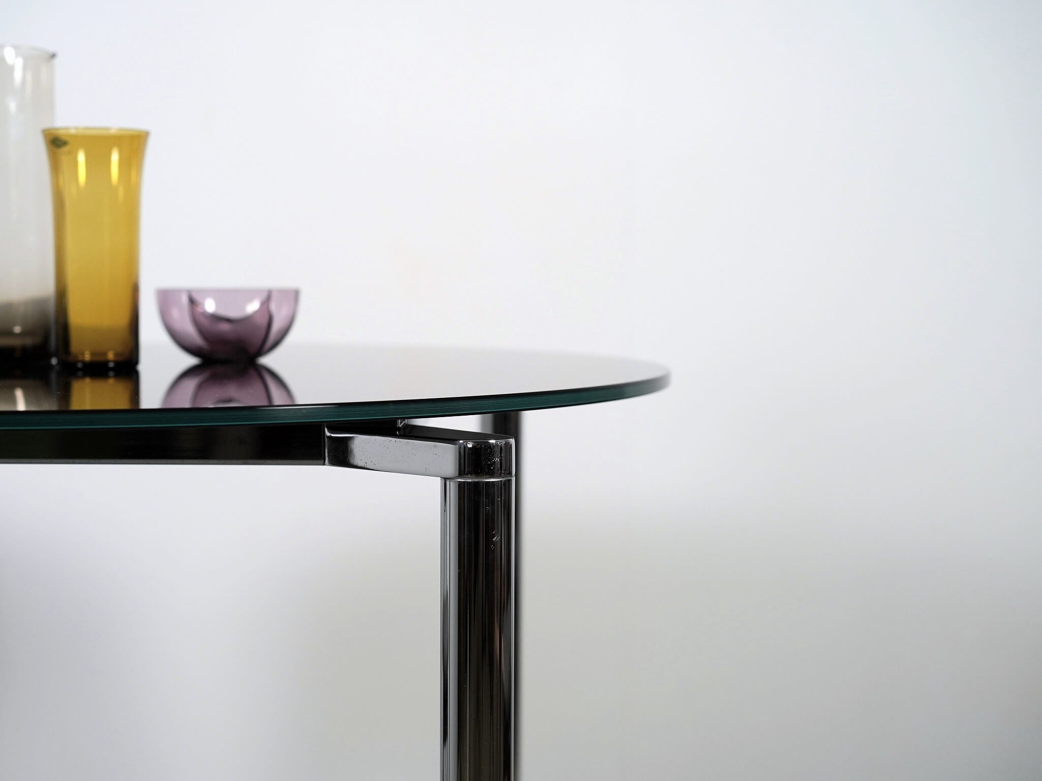 プラーノ 丸テーブル ブラック フリッツ・ハンセン ペリカンデザイン