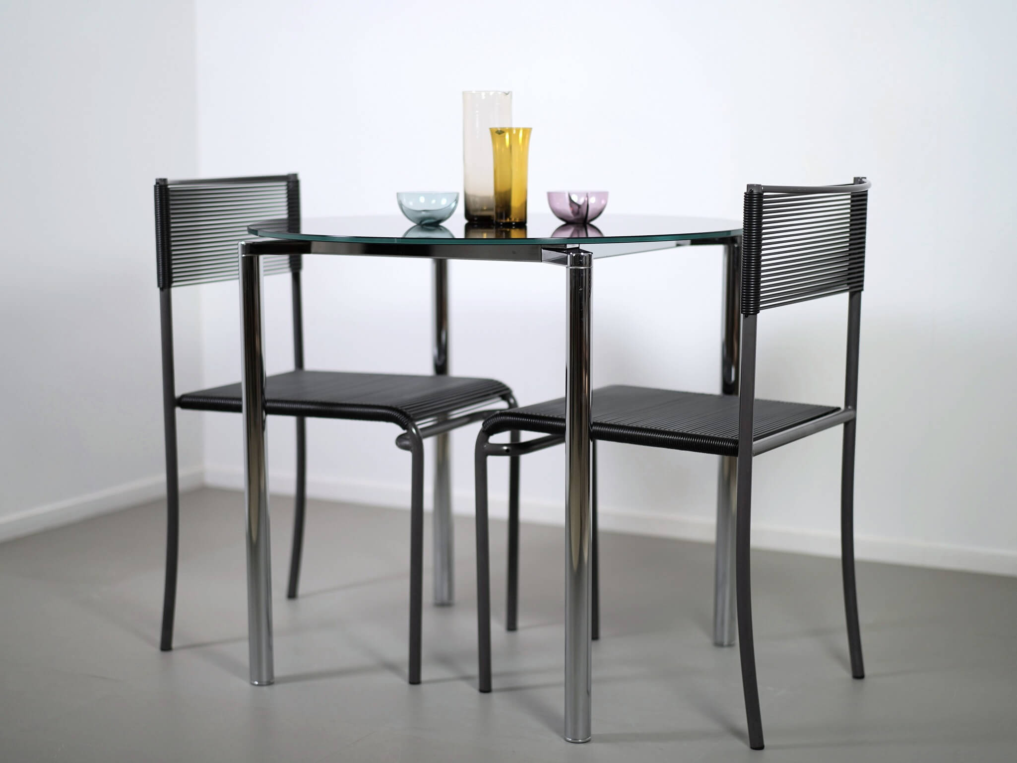 プラーノ 丸テーブル ブラック フリッツ・ハンセン ペリカンデザイン