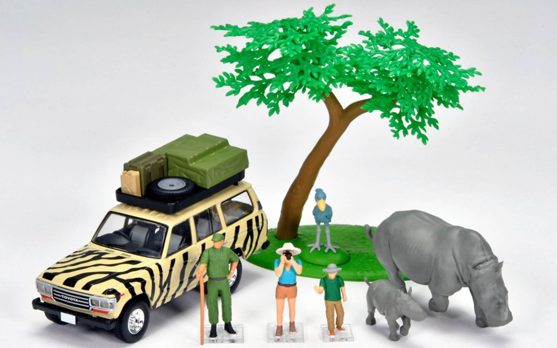 画像］「トミカリミテッド ヴィンテージ」と海洋堂監修の動物