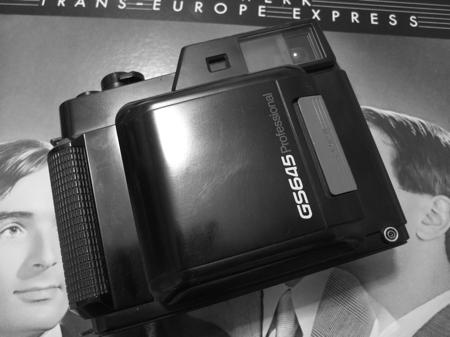 FUJICA GS645 Professional: causeapple